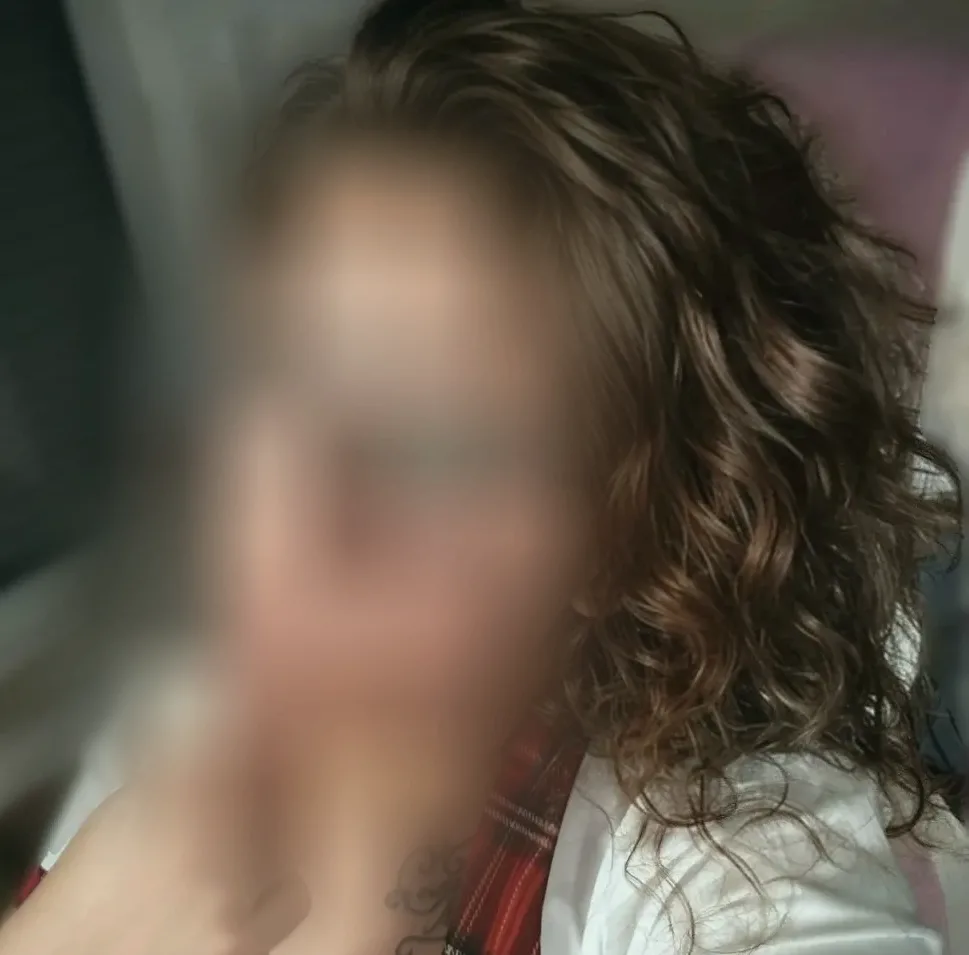 Kim, 37