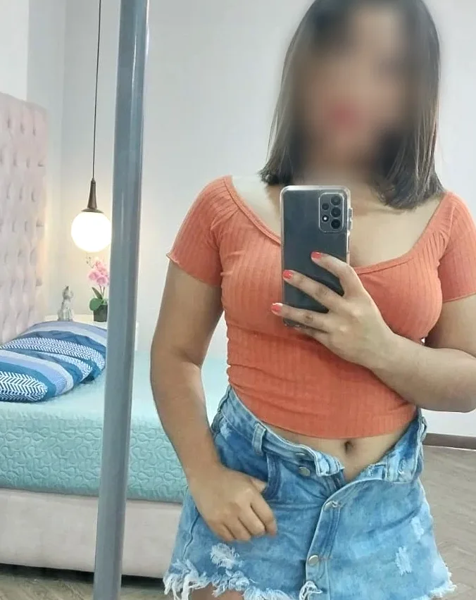 Lieke, 26