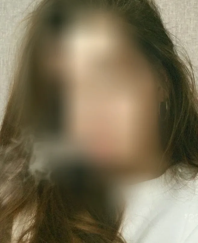 Nadia, 21